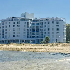 Ocean Breeze Hotel Strand